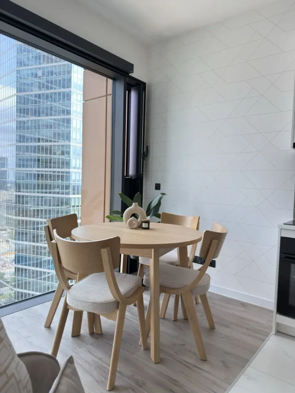 Apartamenty w kompleksie Towarowa Towers. 2