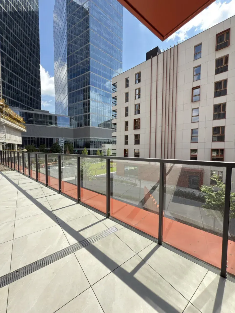 Apartamenty w kompleksie Towarowa Towers. 12