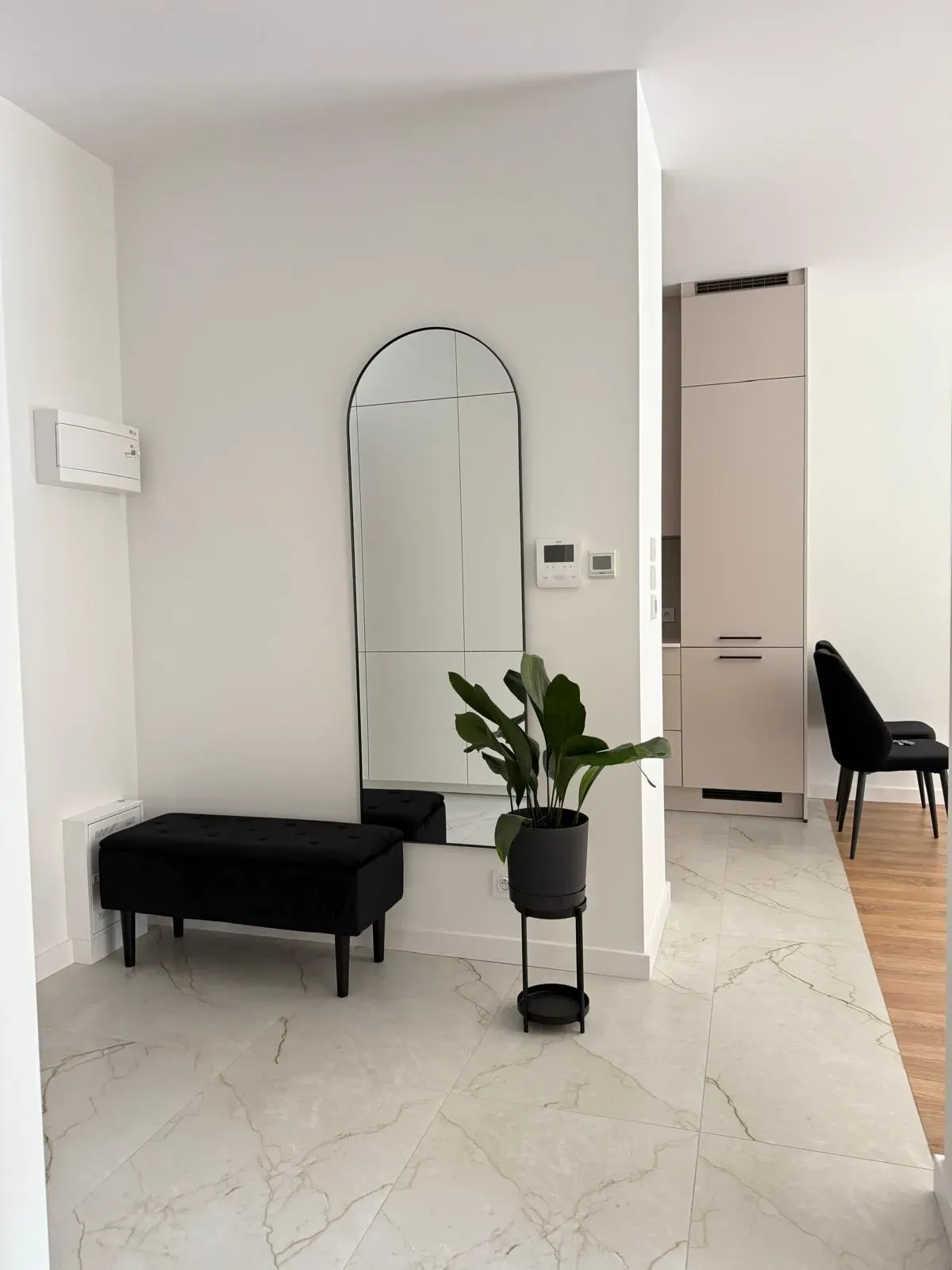 Nowoczesne 3-we mieszkanie Warszawa, Wilanów. 2