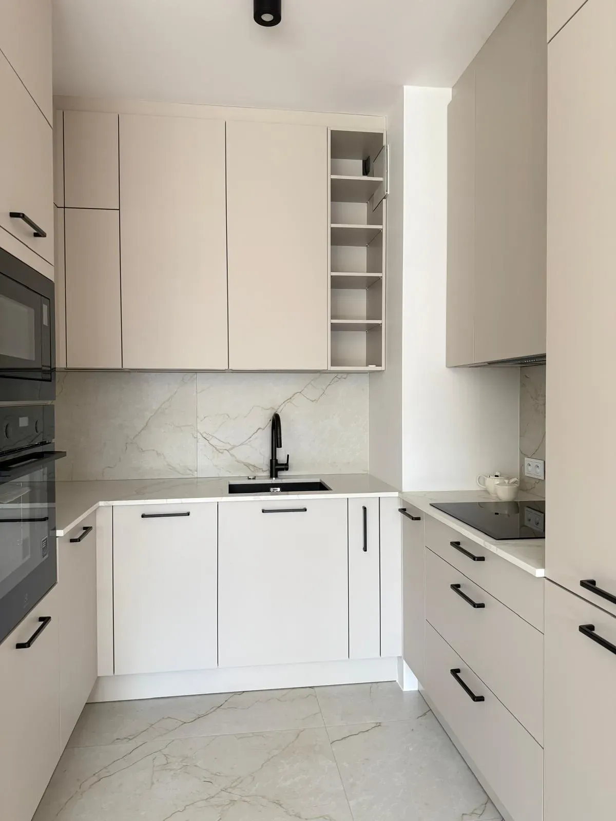 Nowoczesne 3-we mieszkanie Warszawa, Wilanów. 4