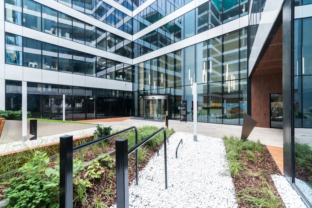 Umeblowane biuro Warszawa, Czyste. 17