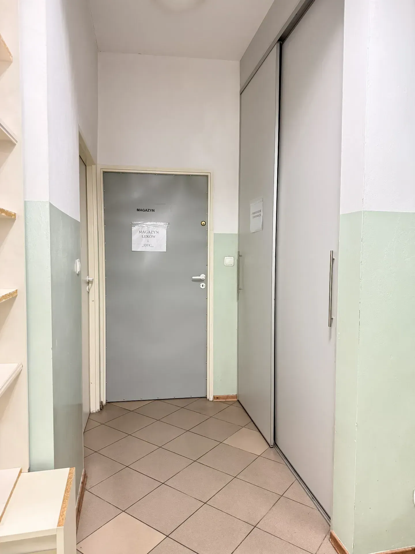 Na sprzedaż lokal w Rembertkach, Warszawa. 9