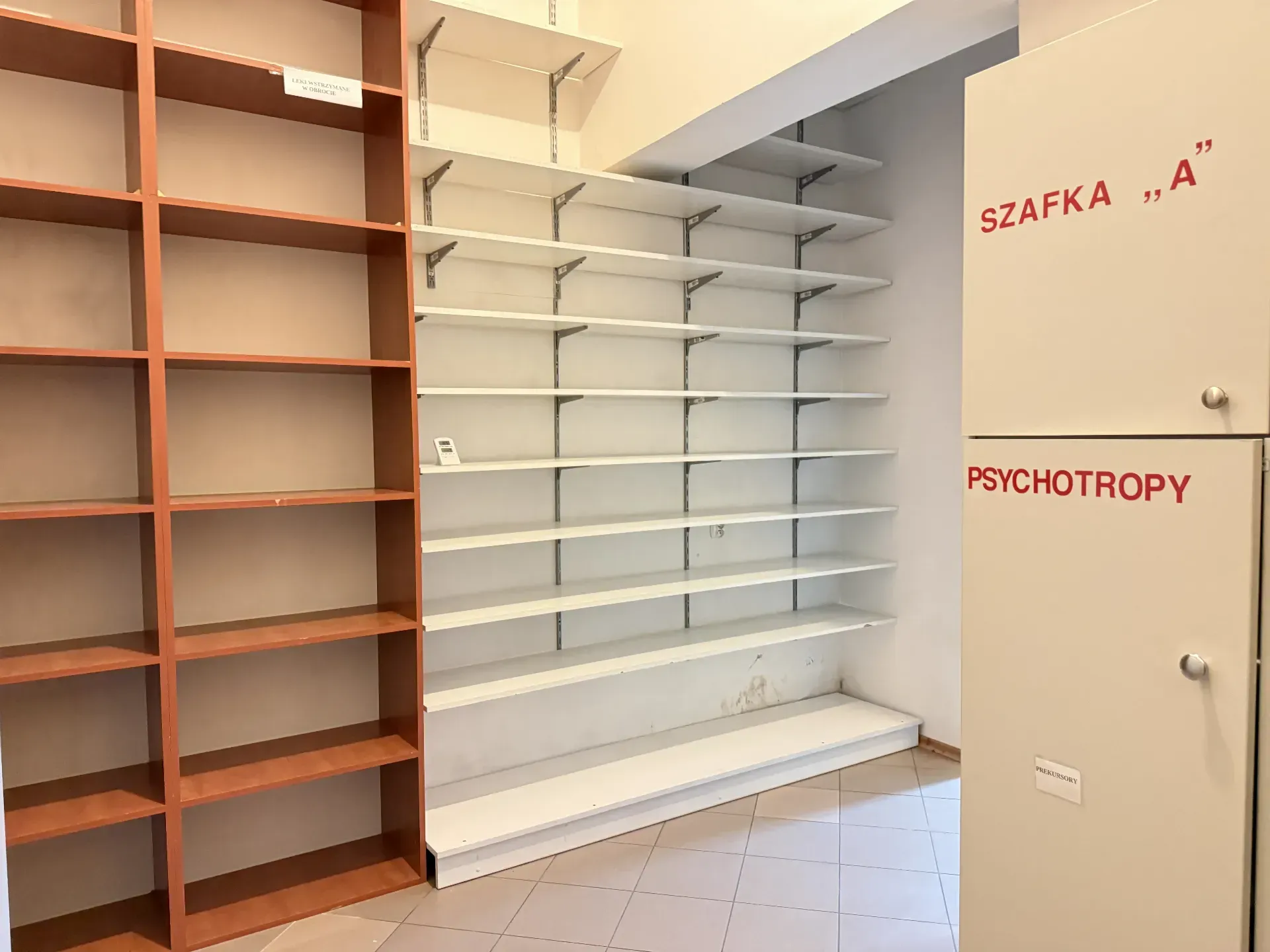 Na sprzedaż lokal w Rembertkach, Warszawa. 15