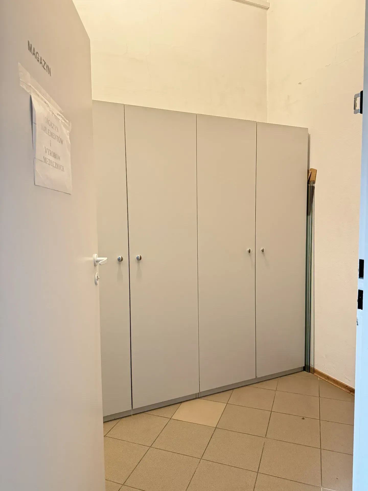 Pomieszczenie do wynajęcia Remberty, Warszawa. 16