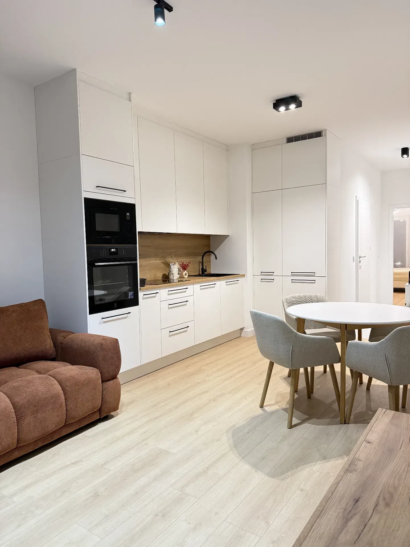 Na wynajem mieszkanie w Modern Mokotów. 5